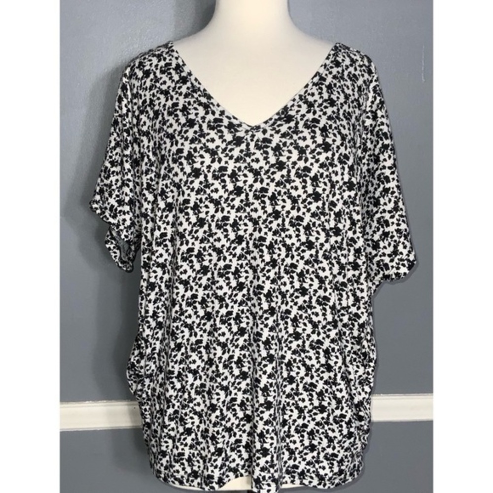 Kim & Cami Black & White Stretchy V Neck Batwing Short Sleeve Blouse L